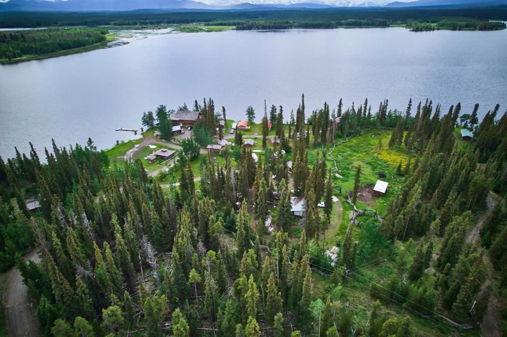 Escott Bay Resort Anahim Lake Exterior foto